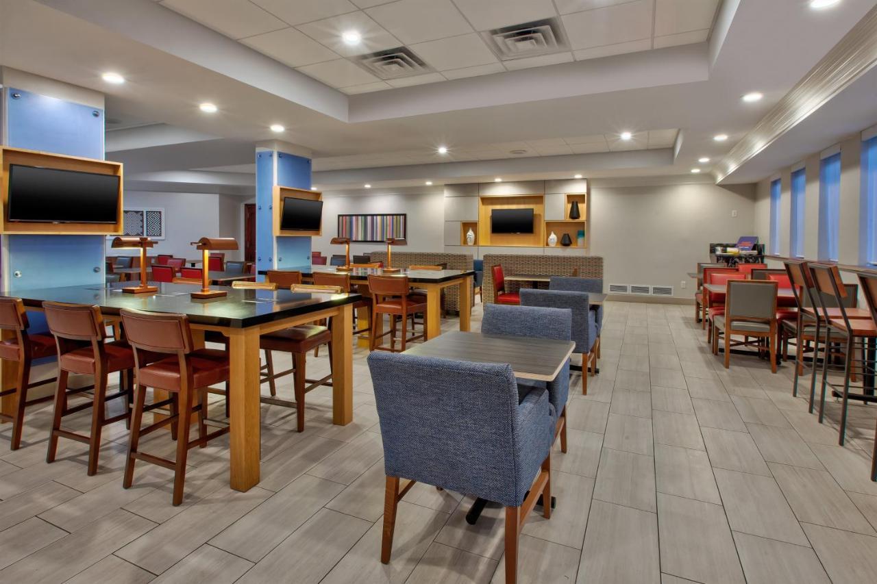 Holiday Inn Express Philadelphia-Midtown By Ihg Εξωτερικό φωτογραφία
